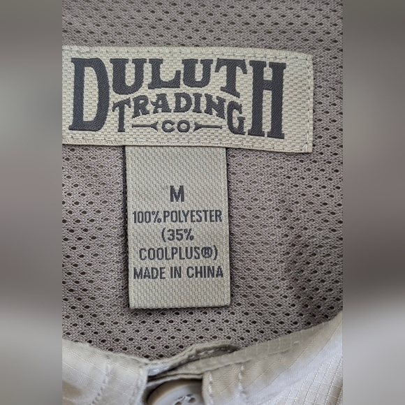 Duluth Trading Co. Cool Plus Long Sleeve Button Up Shirt Men's M Beige - Picture 4 of 8